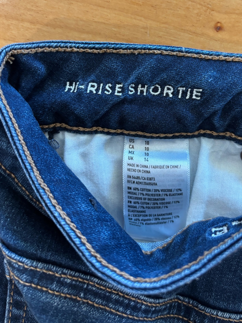 American Eagle High-Rise Shorts Women’s 10 - Picture 4 of 4